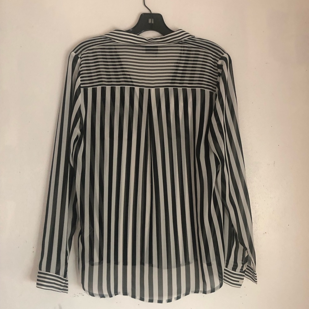 Checkered Collared Shirt - Picture 2 of 5